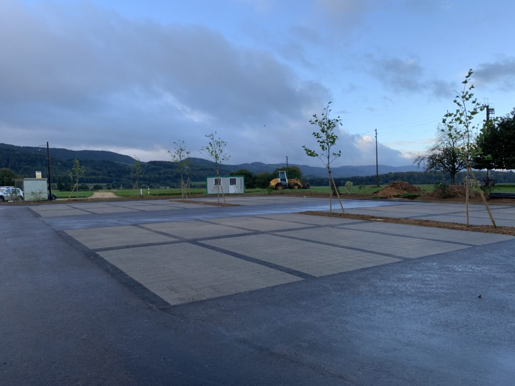 Charmoille parking home les cerisiers